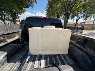 100 gallon water tank