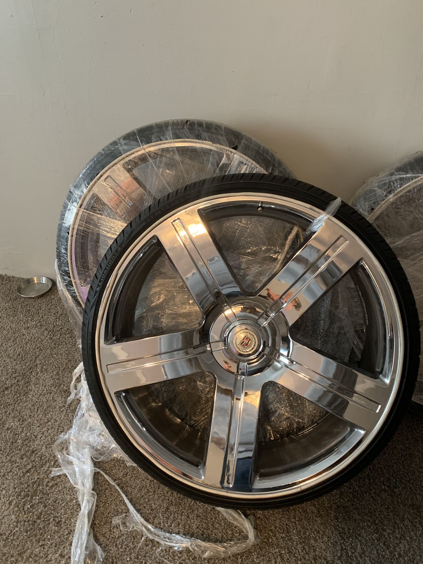 28 inch Texas edition rims for Sale in Whittier, CA - OfferUp