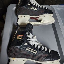 Like NEW Bauer SUPREME 3000 TUUK Custom ICE Skates