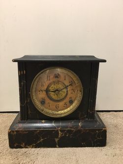 Gilbert mantel clock made in USA 1800s