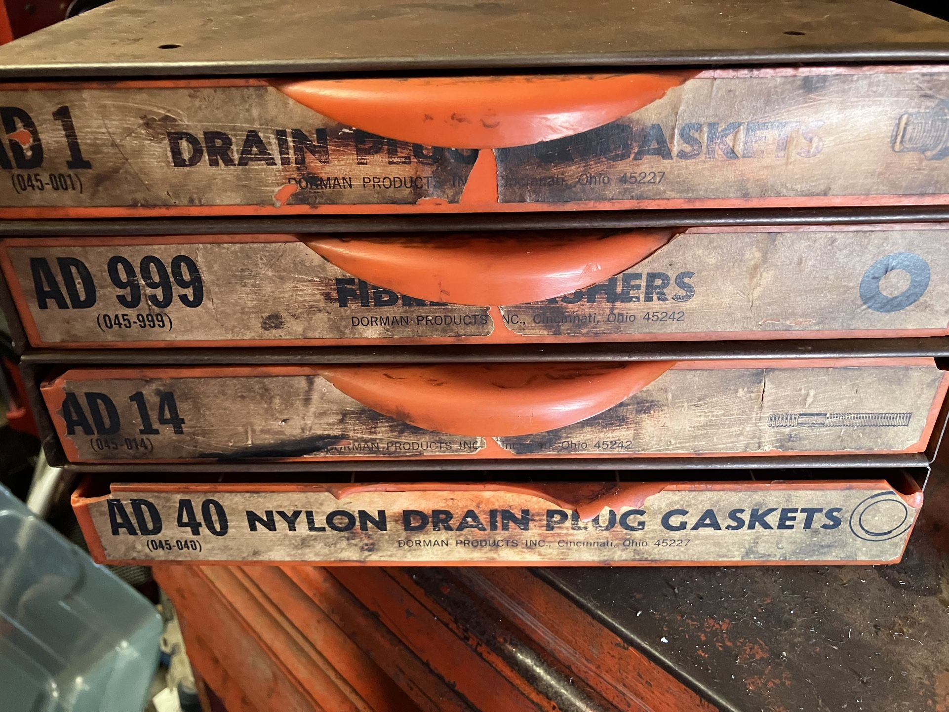 Vtg Dorman Oil Drain Plug Gasket 4 Drawer Metal Parts Cabinet