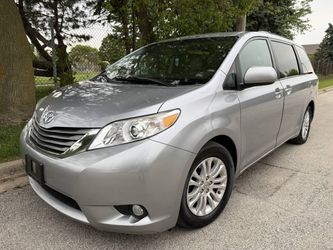 2012 Toyota Sienna