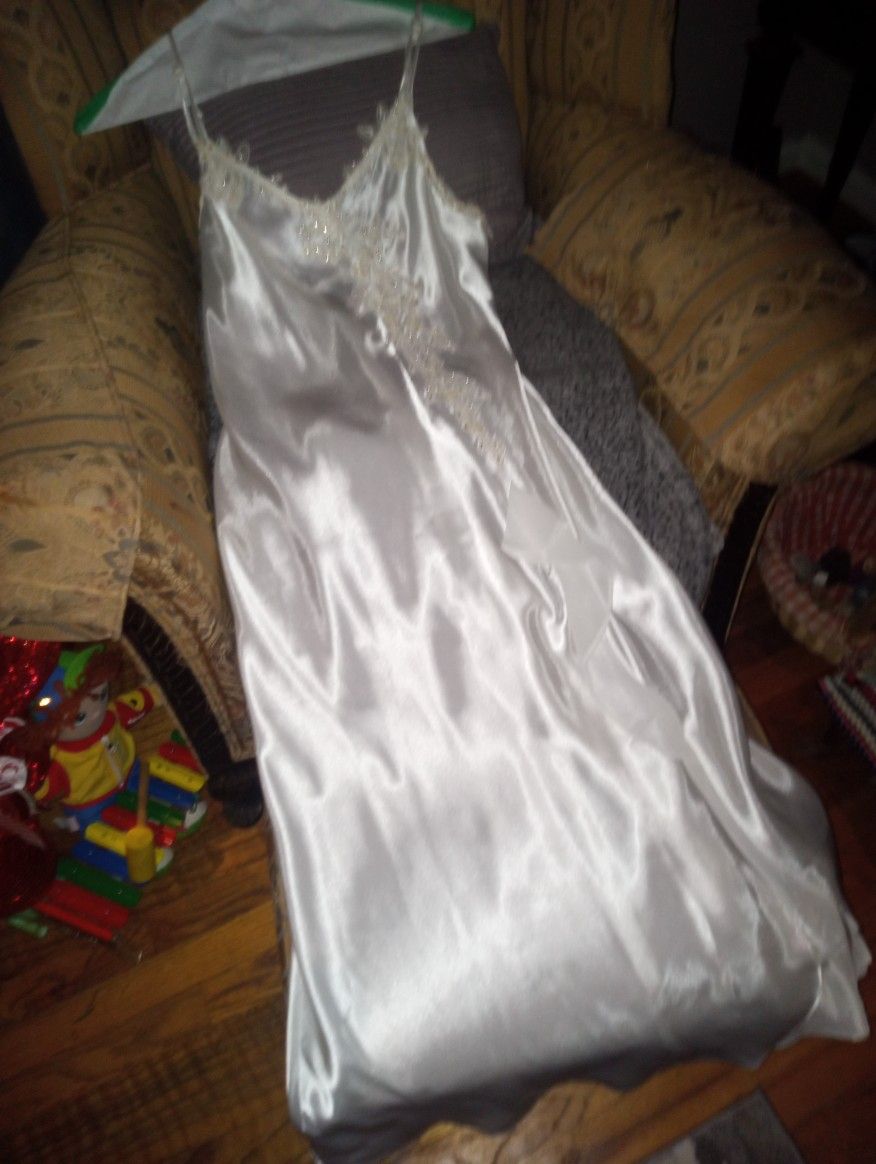White Silk With Lace And Pearls Size Medium. Silk Ruffle Falls Down The Side Of The Gown