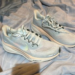 NIKE AIR MAX AIRZOOMS BRAND NEW!!!