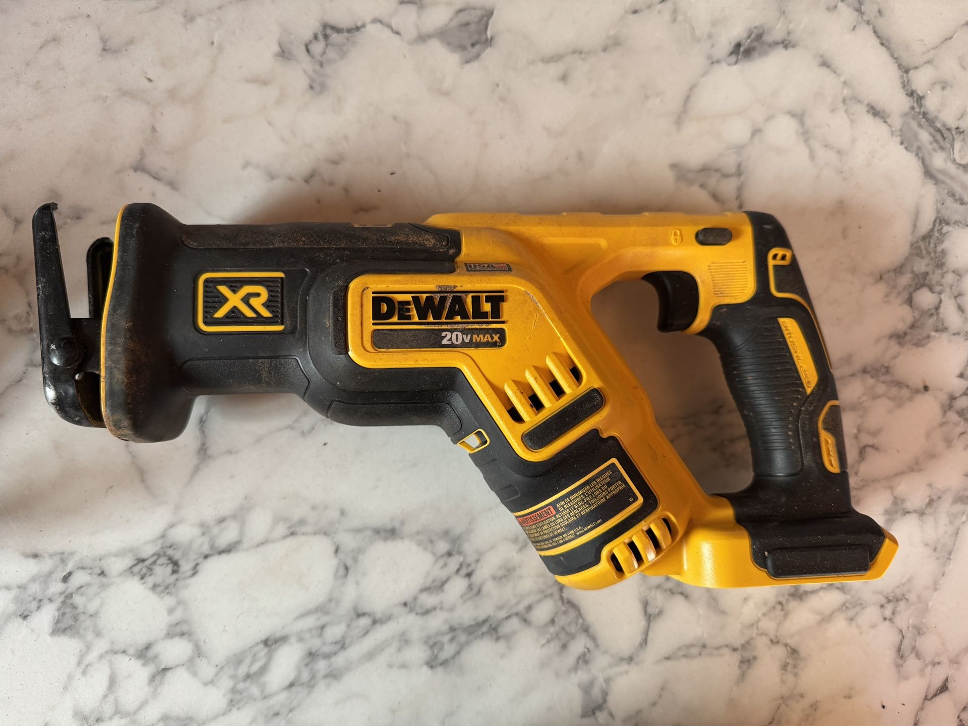 Dewalt DCS367 20v Reciprocating Saw