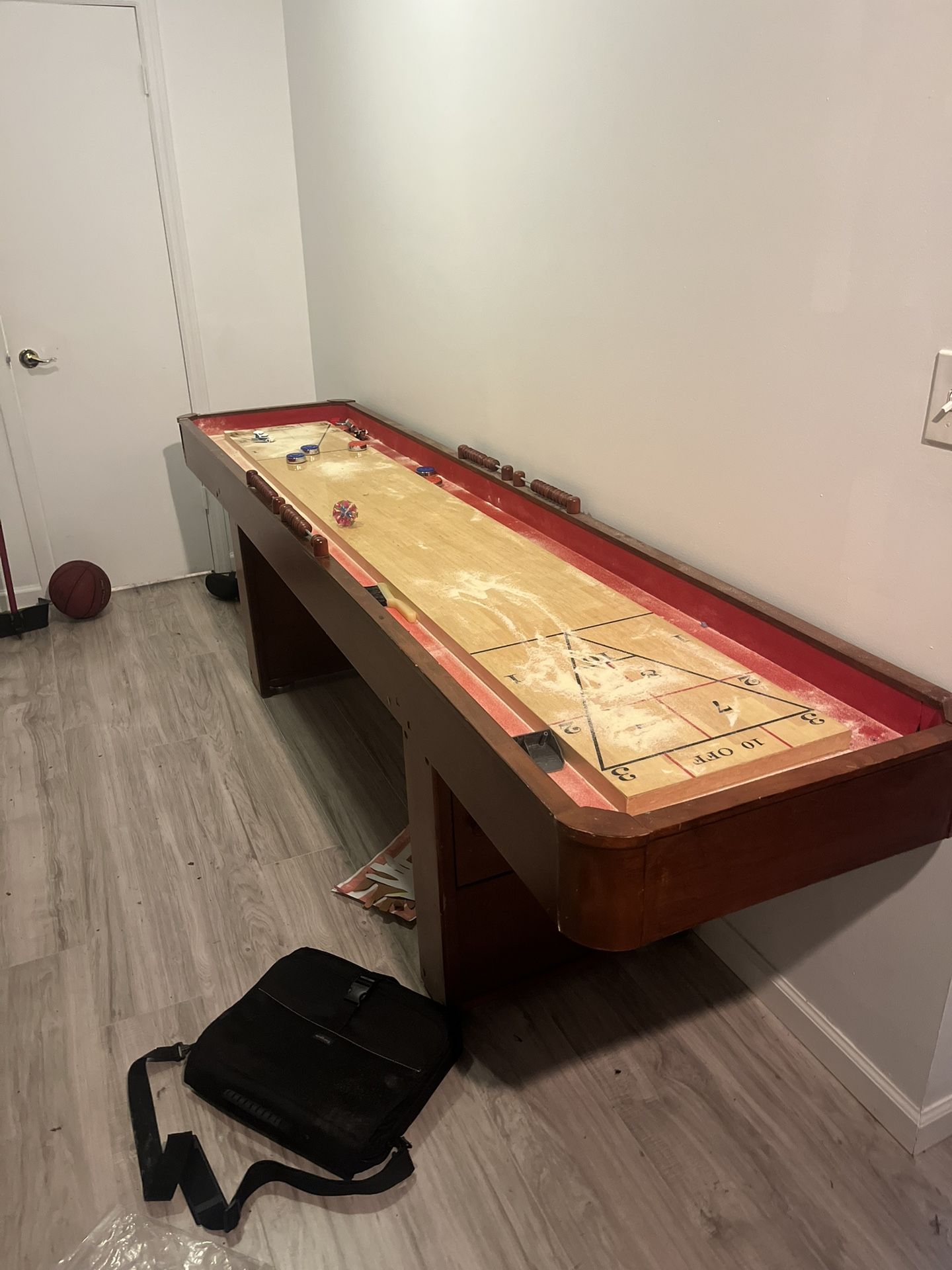 Shuffle Board Table