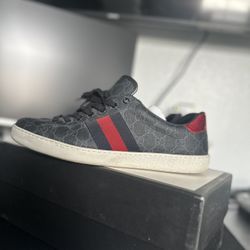 Gucci Shoes Size 11