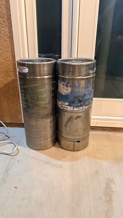 Stainless Steel Beer Kegs – Set of 2