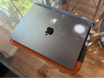 MacBook Pro M4 Pro 14” 24GB RAM 512GB SSD 12C CPU 16C GPU - Excellent Condition