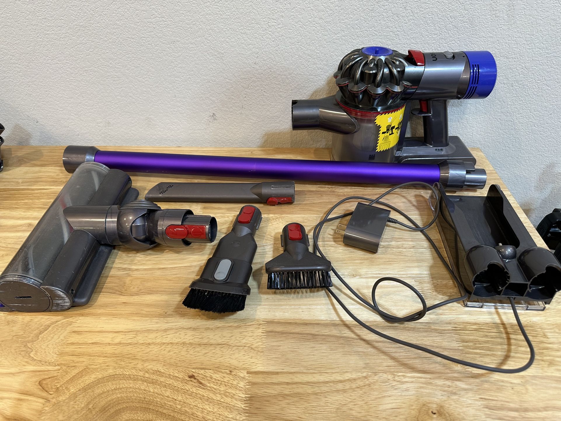 Dyson V8 Animal Cordless Vacuum