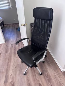 IKEA MARKUS High-Back Leather Office Chair – Black