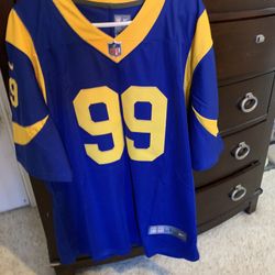 Brand New Rams Jersey Size L 