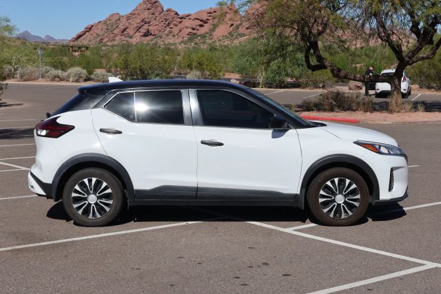 2022 Nissan Kicks