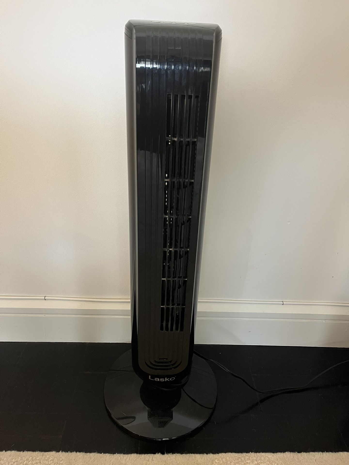 Lasko TF7 Oscillating Tower Fan