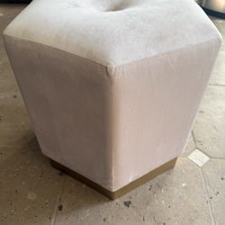 Hexagon Velvet pink Ottoman