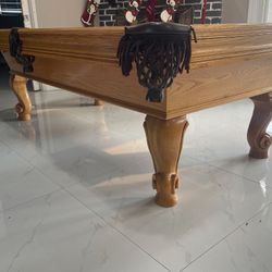 Pool Table 8ft ( Free Delivery & Set Up & New Color Felt Of Your Choice ) 