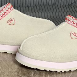 UGG Tazz Love '26 Kids Slipper 'Sea Salt Rosetta' | Size 4 | 1181630K-SLTR