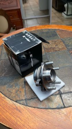 2008 -2010 front wheel bearing for EX35 Journey  Infinity