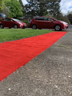 Red Carpet 23’x41” Thumbnail