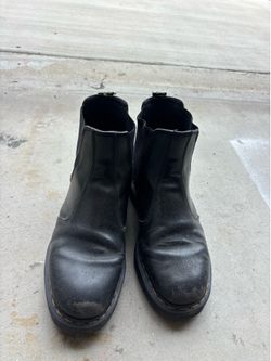 Size 9 men’s leather boots