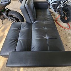 Couch36x89 
