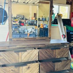 dresser with mirror 