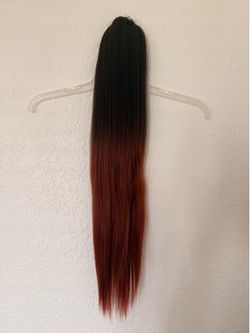 Drawstring ponytail ombré red
