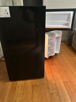 Mini fridge