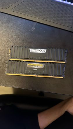 Corsair DDR4 RAM 3200Mhz 16gb 