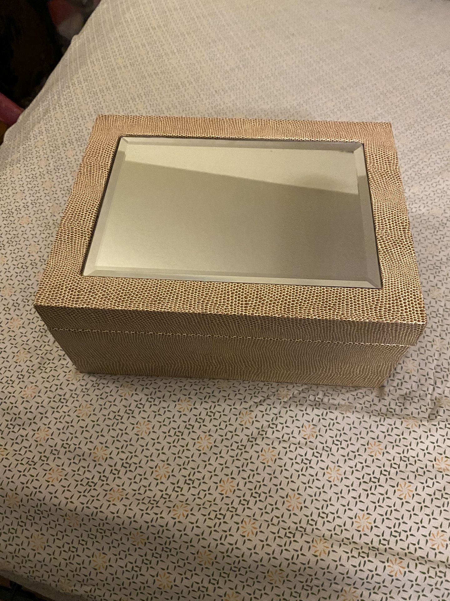 Jewelry/makeup Box With Mirror