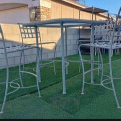 O W Lee Classic Patio Furniture