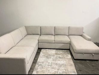Sectional with Storage Chaise ✨ $1,500