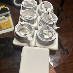 SEALED NEW APPLE OEM USB-C CHARGER 67W, CORD & 67W WALL OULET