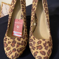 Merona Size 9 1/2 Women’s Cheetah Pumps