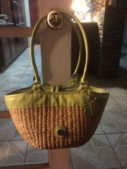 Spring purse