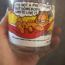 Vintage-  Mc Donald’s Garfield Glass Cup