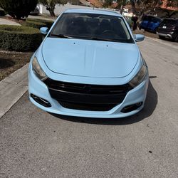 Dodge dart en perfectas condiciones