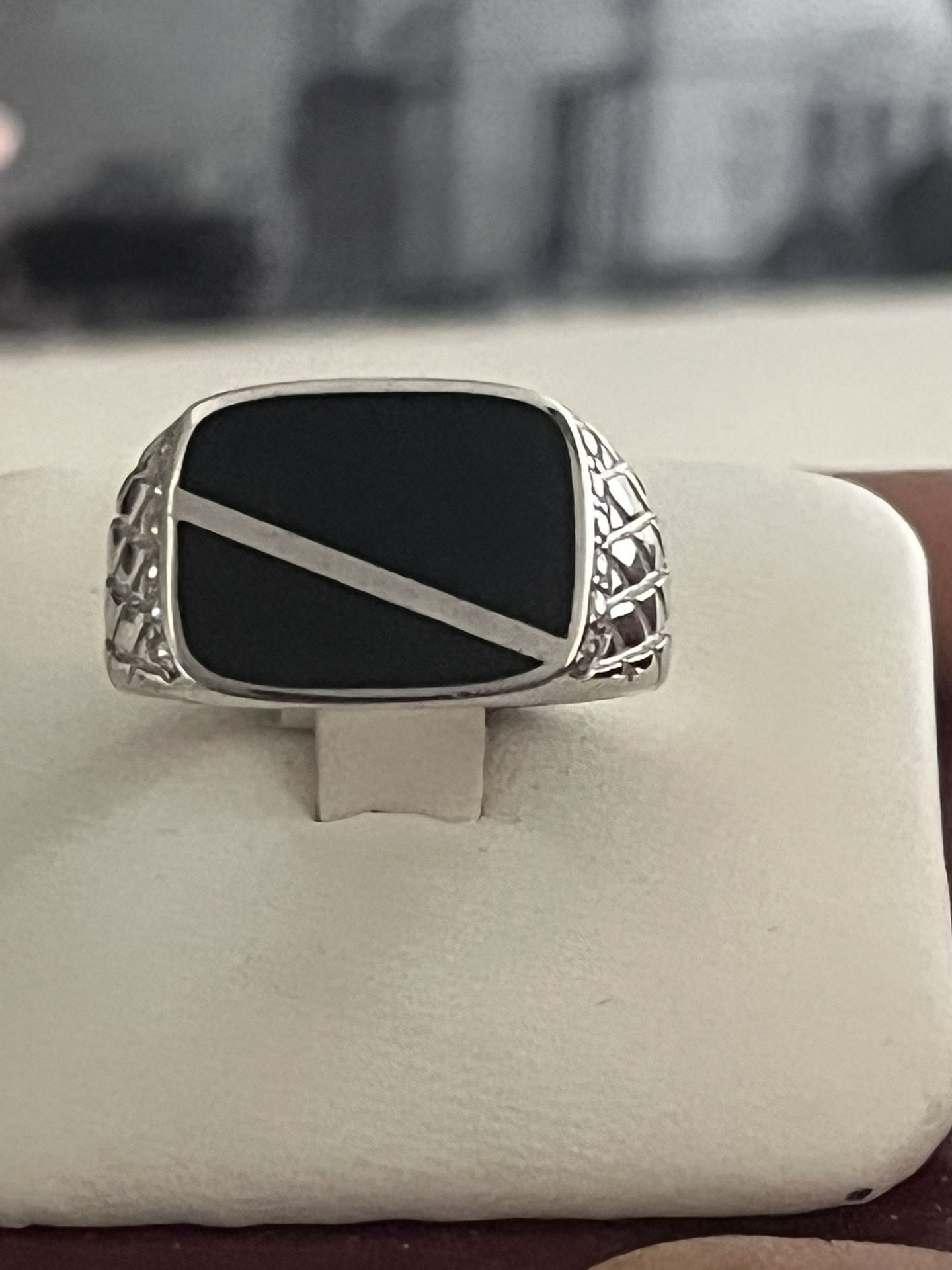 onyx’s mens ring