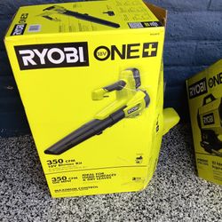 BLOWER RYOBI 18V BATTERY AND CHARGER INCLUDED 