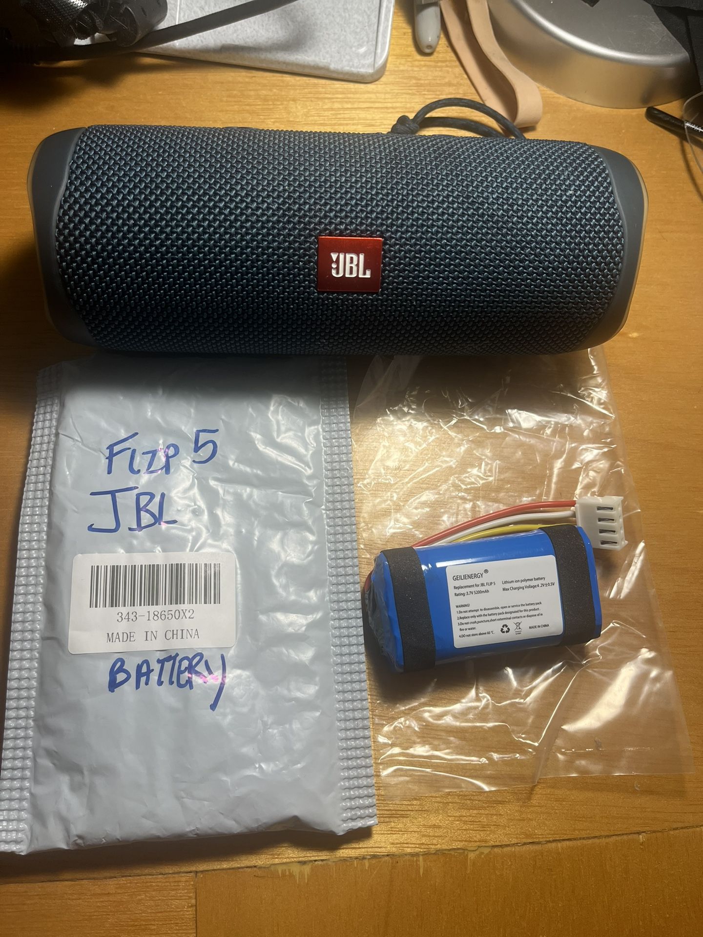 JBL Flip 5 Battery