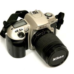 Nikon F60 + AF Nikkor 28-80mm Lens SLR Film Camera Tested & Working MINT COND.