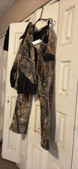 camouflage outfit for hunting two camel outfits