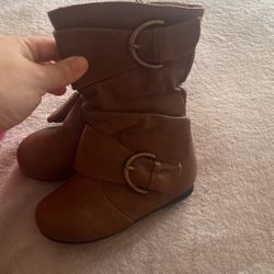 Girls Boots