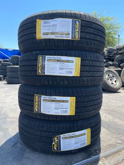 P225/55/R18 Set of 4 Brand new tires