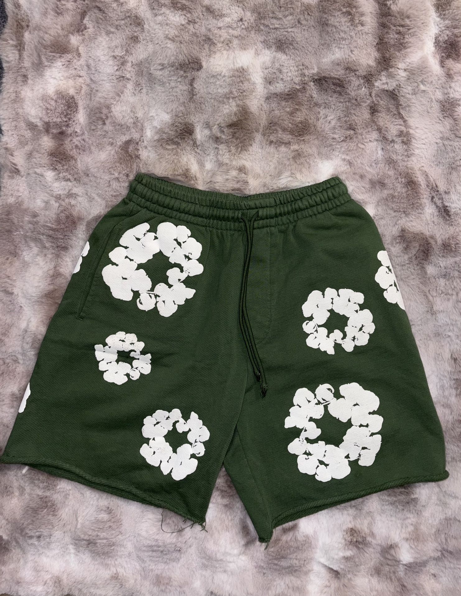 *Brand new* (Green) Denim Tears Shorts - Small