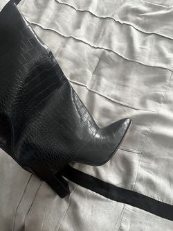 Black Boots