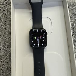 Apple Watch Series 7 black sport band