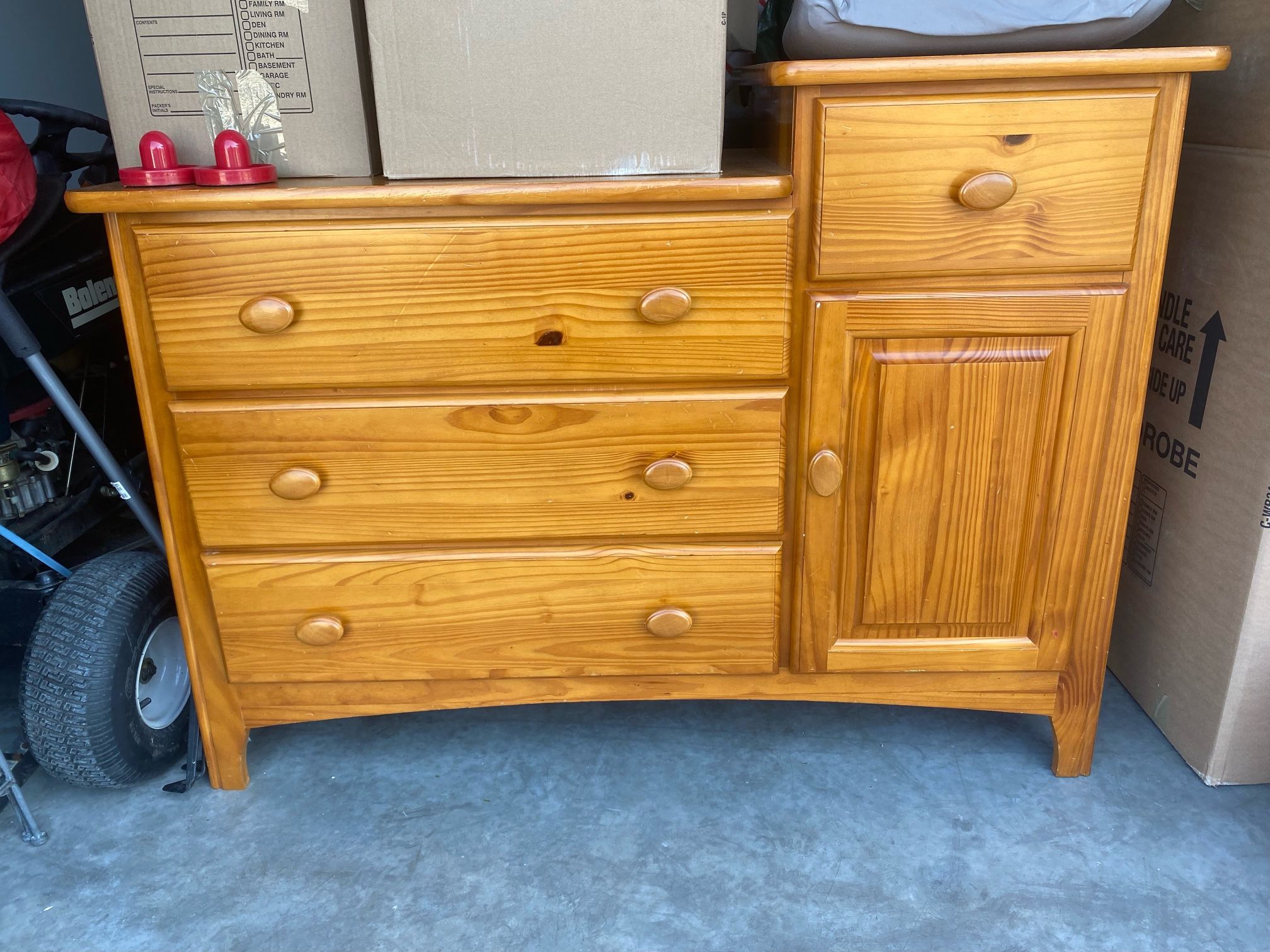 Dresser And Wardrobe