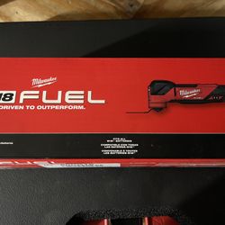 Milwaukee M18