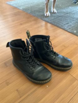 Dr. Martens Zavala J Boots Women’s (?) Size 3